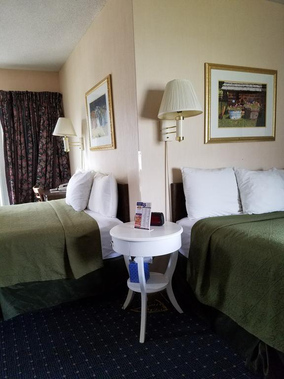 Knights Inn Mackinaw City Extérieur photo